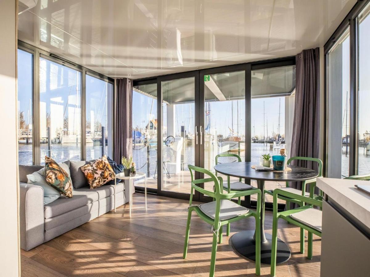 Beautiful Houseboat With Shared Pool Volendam Exterior foto