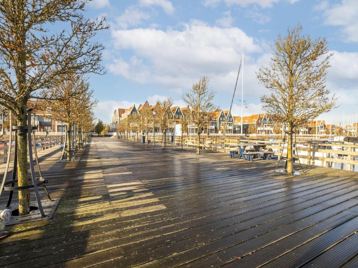 Beautiful Houseboat With Shared Pool Volendam Exterior foto