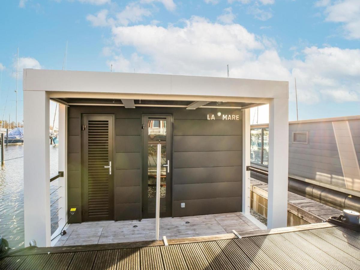 Beautiful Houseboat With Shared Pool Volendam Exterior foto